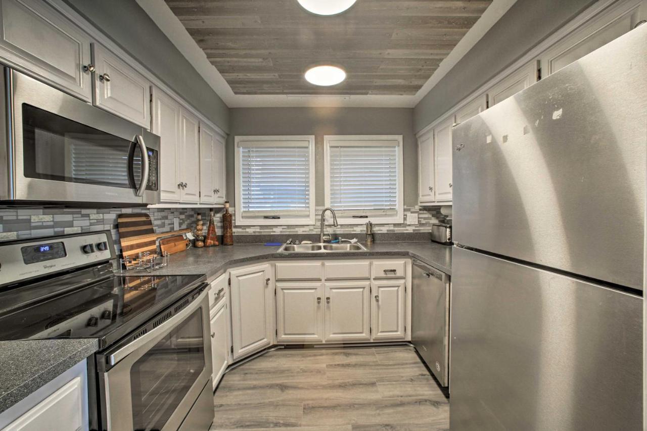 Renovated Lakefront Escape With Private Dock And Deck! Bella Vista Exterior photo
